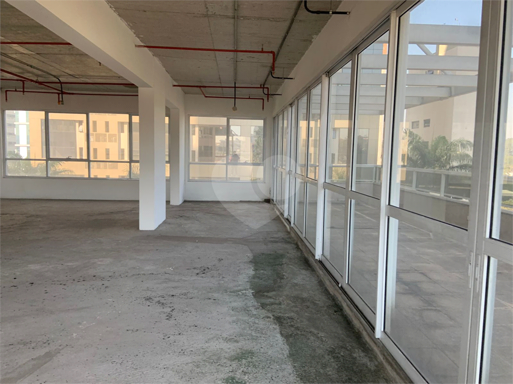 Salas Comercial ALPHAVILLE
