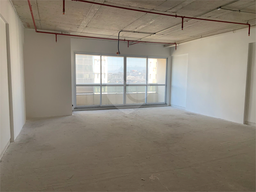 Salas Comercial ALPHAVILLE