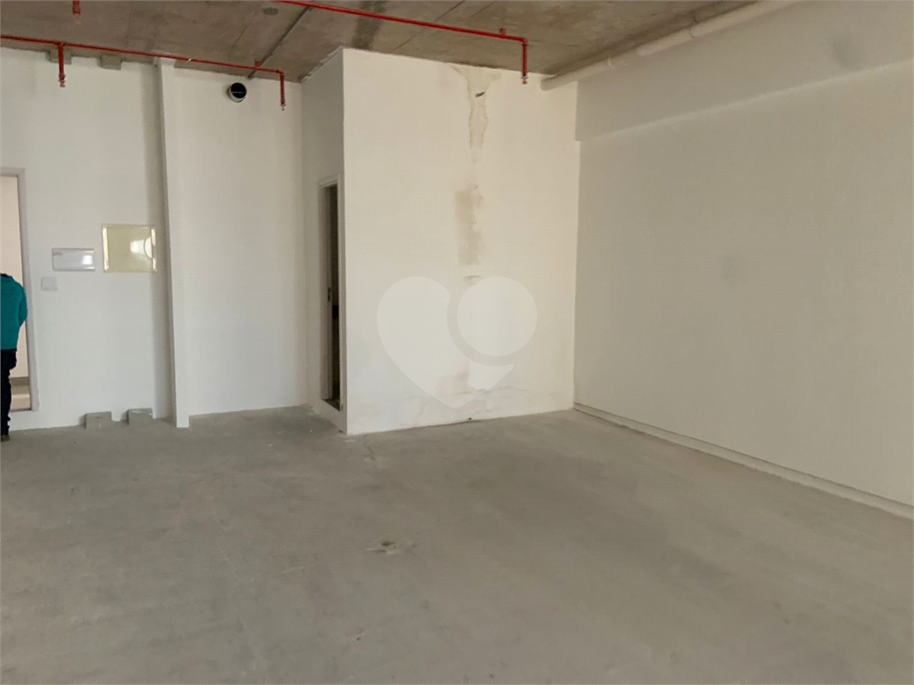 Salas Comercial ALPHAVILLE