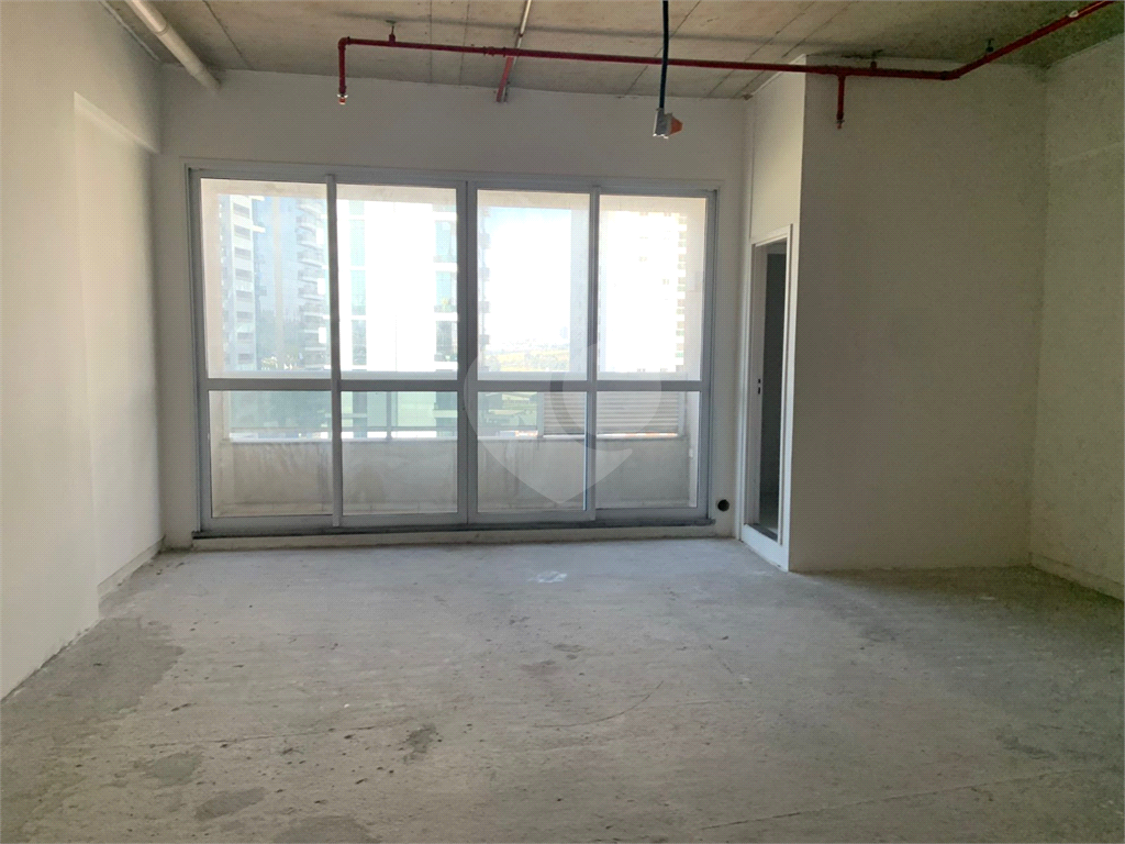 Salas Comercial ALPHAVILLE