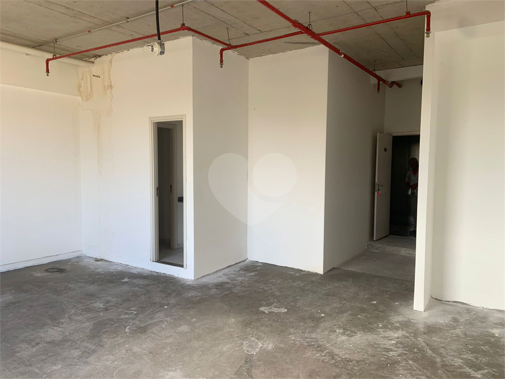 Salas Comercial ALPHAVILLE