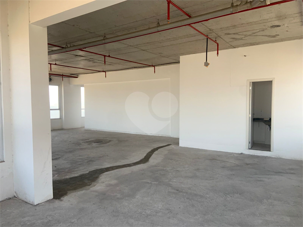 Salas Comercial ALPHAVILLE