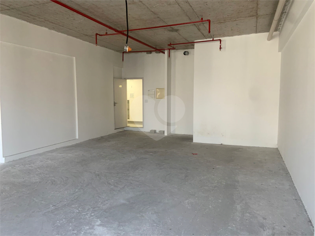Salas Comercial ALPHAVILLE