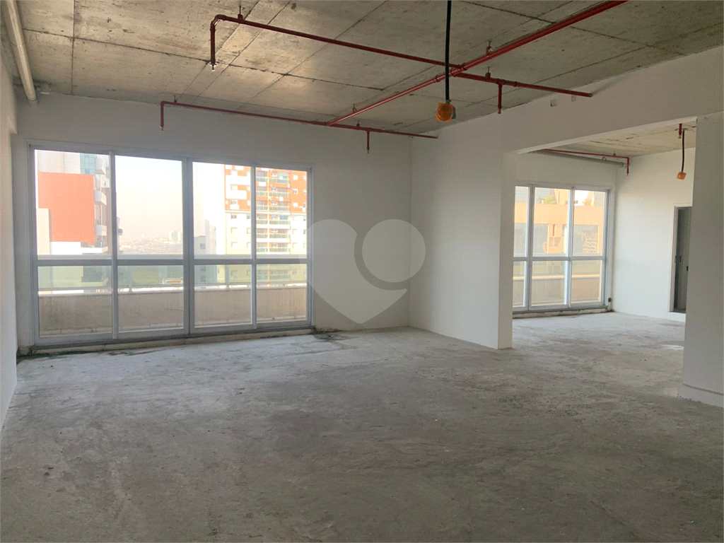 Salas Comercial ALPHAVILLE