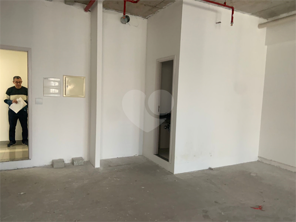 Salas Comercial ALPHAVILLE
