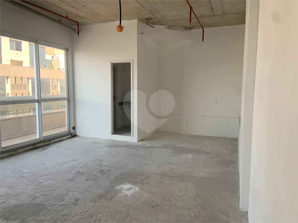 Salas Comercial ALPHAVILLE