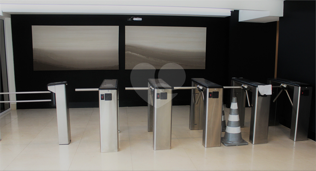 Salas Comercial ALPHAVILLE