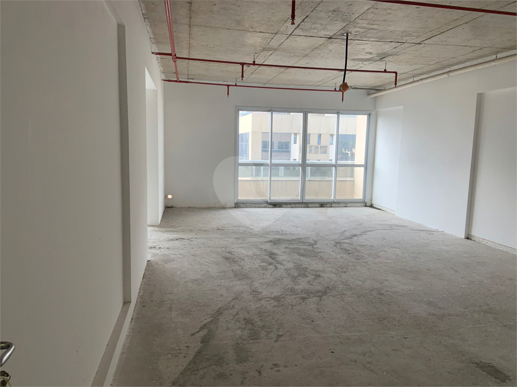 Salas Comercial ALPHAVILLE