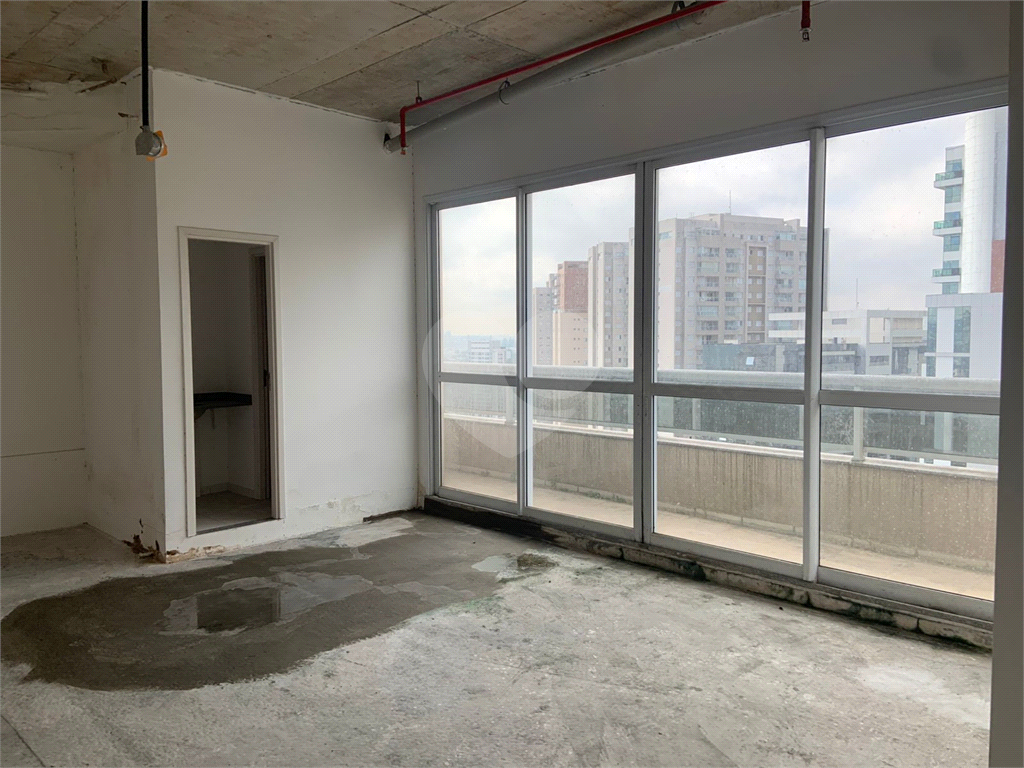 Salas Comercial ALPHAVILLE