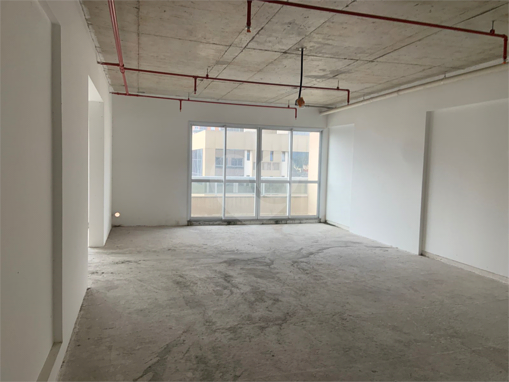 Salas Comercial ALPHAVILLE