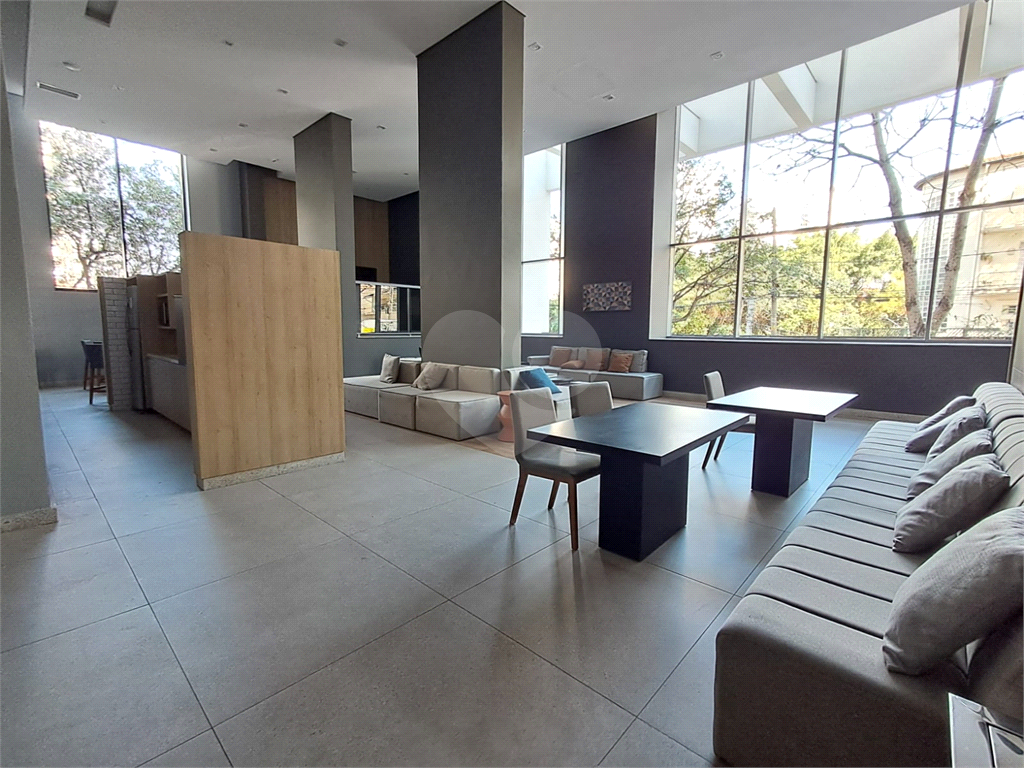 Imóvel de 186m² com sala de 3 ambientes com cozinha integrada 3 quartos lazer completo Vila Romana