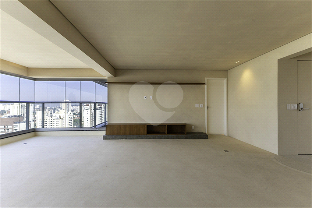 Imóvel 186m² sala de estar de 3 ambientes, 3 suítes, 3 vagas condomíno novo com lazer completo impecável Vila Romana