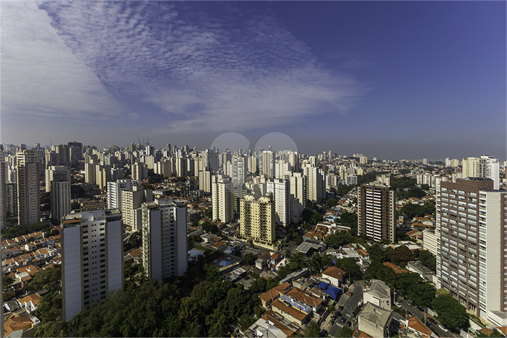 Imóvel 186m² sala de estar de 3 ambientes, 3 suítes, 3 vagas condomíno novo com lazer completo impecável Vila Romana