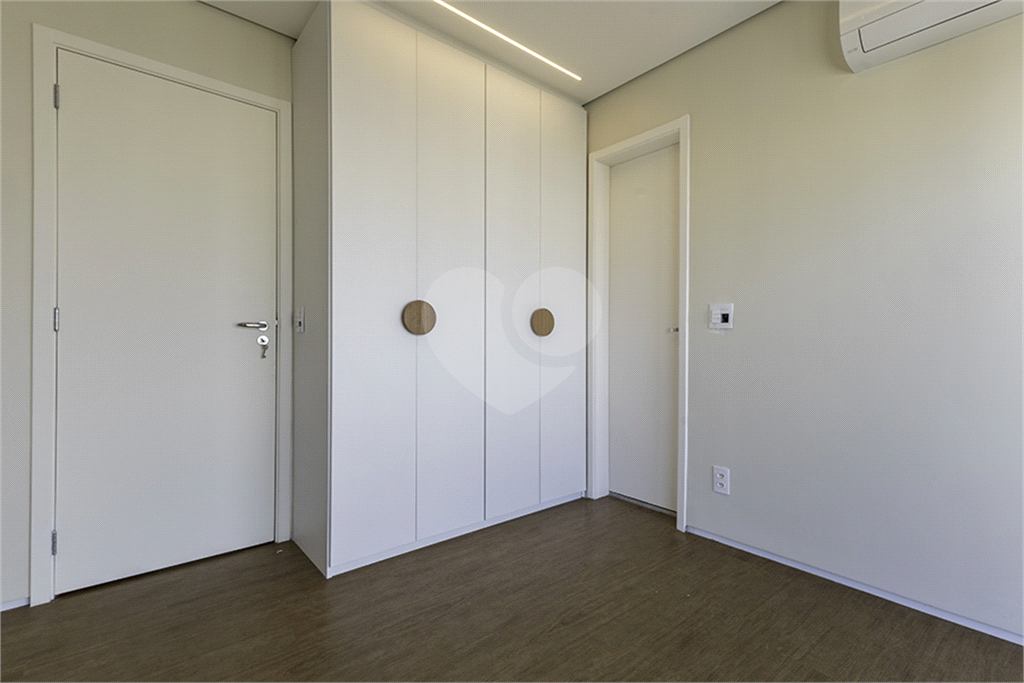 Imóvel 186m² sala de estar de 3 ambientes, 3 suítes, 3 vagas condomíno novo com lazer completo impecável Vila Romana