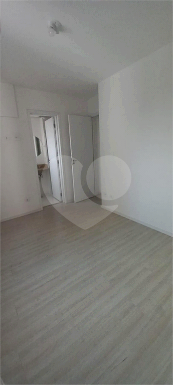 Apartamento com sacada - metrô Tucuruvi - NOVO