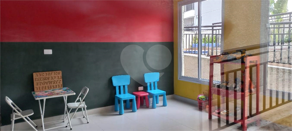 Apartamento com sacada - metrô Tucuruvi - NOVO