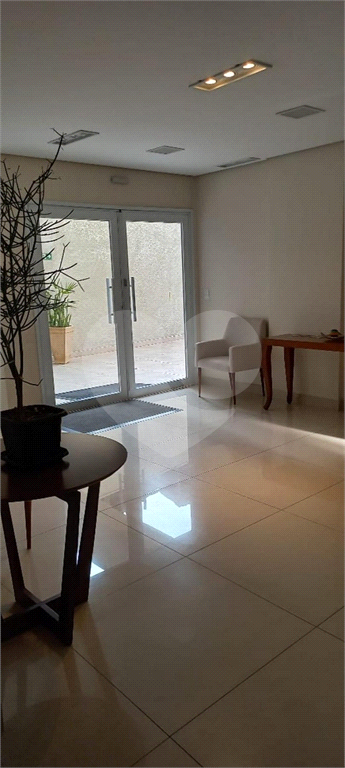 Apartamento com sacada - metrô Tucuruvi - NOVO