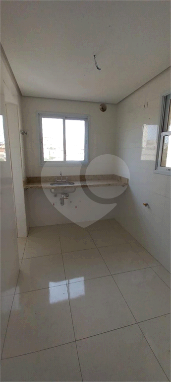 Apartamento com sacada - metrô Tucuruvi - NOVO