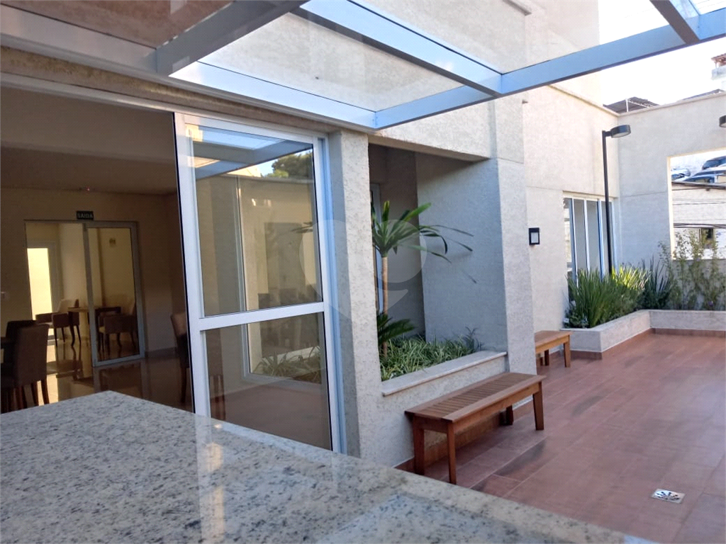 Apartamento com sacada - metrô Tucuruvi - NOVO