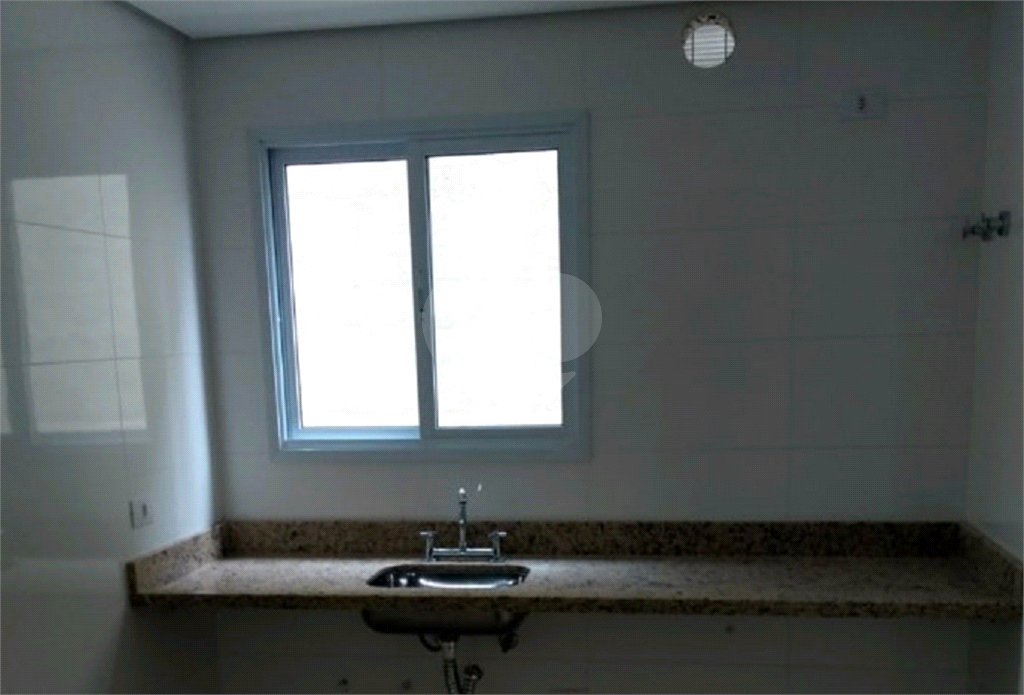 Apartamento com sacada - metrô Tucuruvi - NOVO