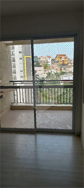 Apartamento com sacada - metrô Tucuruvi - NOVO