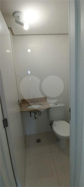 Apartamento com sacada - metrô Tucuruvi - NOVO