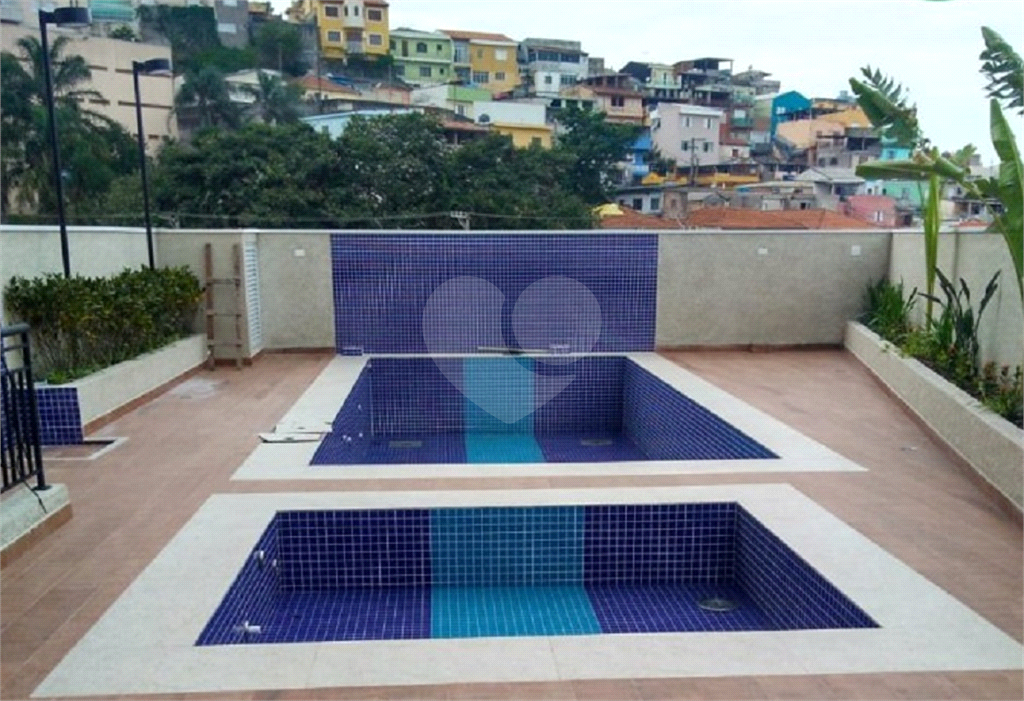 Apartamento com sacada - metrô Tucuruvi - NOVO