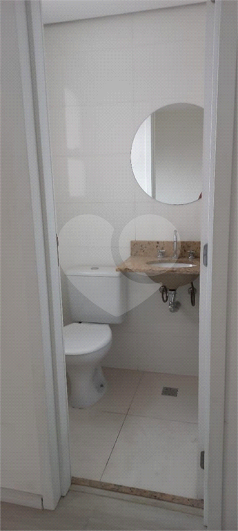 Apartamento com sacada - metrô Tucuruvi - NOVO
