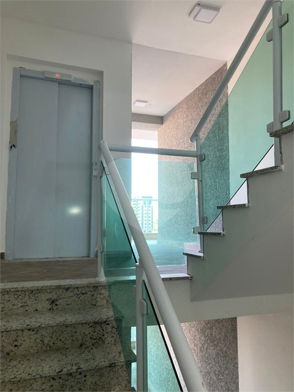 Casa na Santa Terezinha
