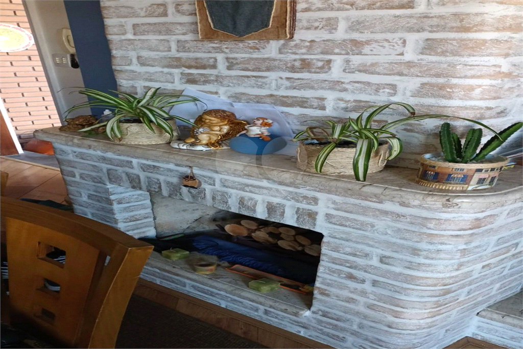 Sobrado no Tremembé,  com 3 dormitórios e 3 vagas na Zona Norte - SP