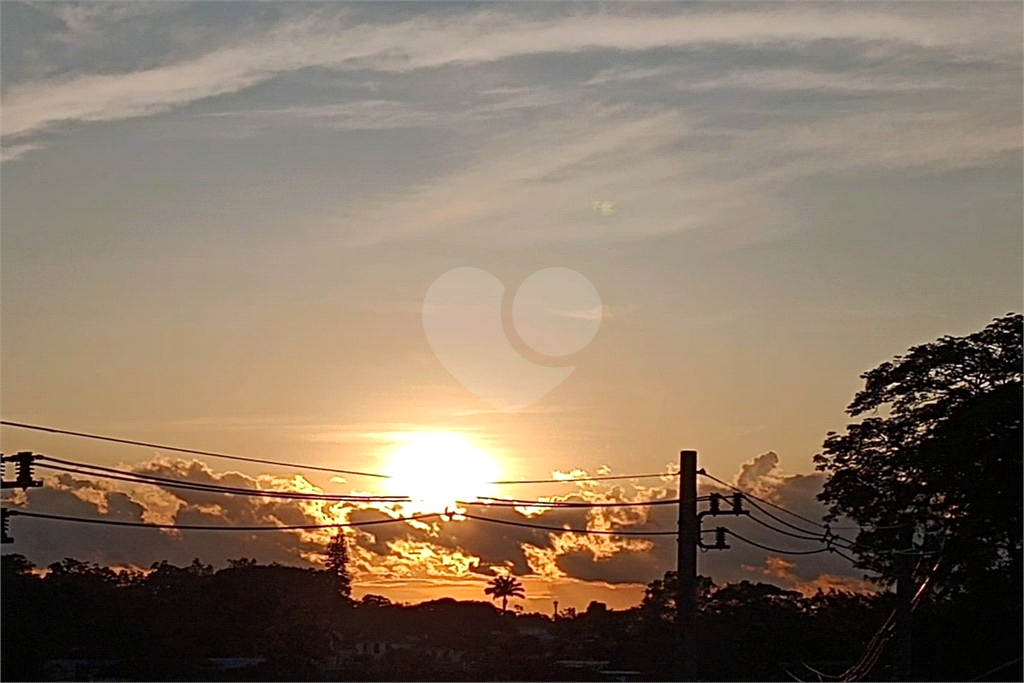 Sobrado no Tremembé,  com 3 dormitórios e 3 vagas na Zona Norte - SP