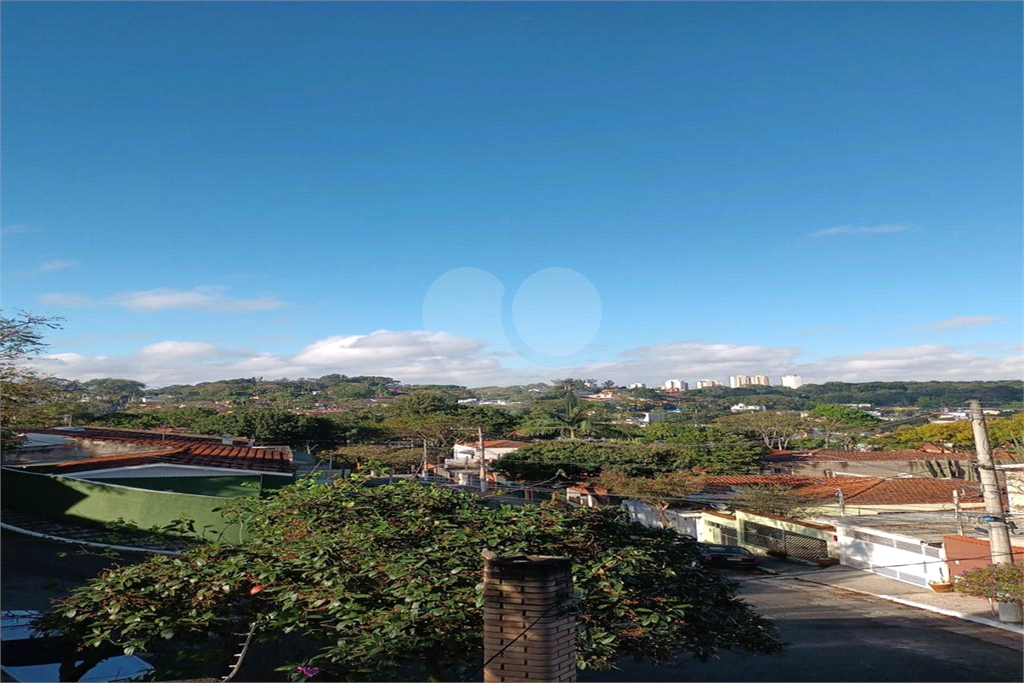 Sobrado no Tremembé,  com 3 dormitórios e 3 vagas na Zona Norte - SP