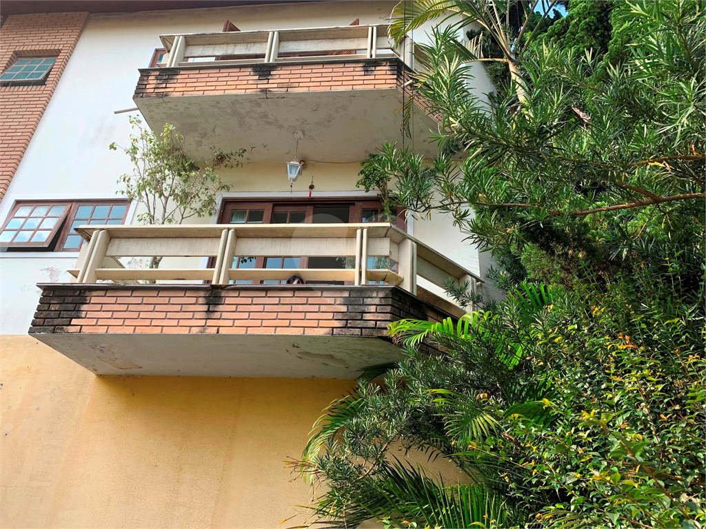 Sobrado no Tremembé,  com 3 dormitórios e 3 vagas na Zona Norte - SP