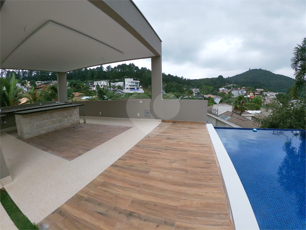 casa em alto padrão com 720 m2 em alphaville