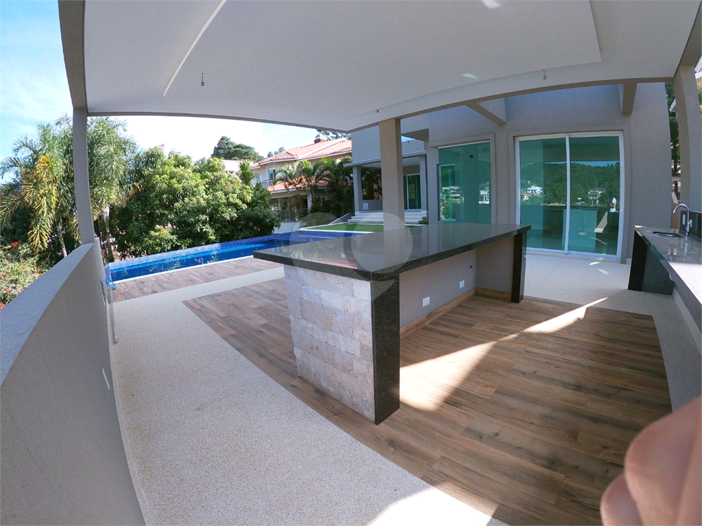 casa em alto padrão com 720 m2 em alphaville