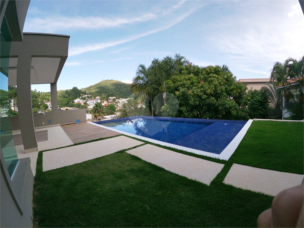 casa em alto padrão com 720 m2 em alphaville