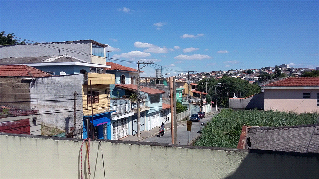 ótimo sobrado com quintal amplo