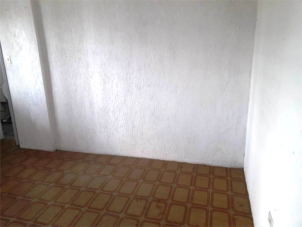 7 APTO - CASA VERDE ALTA - UNICO PREDIO - 3 PAVIMENTO. 