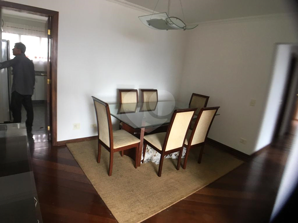 APARTAMENTO GRANDE E EXCELENTE LOCALIZAÇÃO
