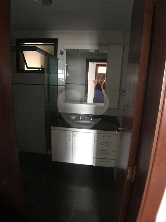 APARTAMENTO GRANDE E EXCELENTE LOCALIZAÇÃO