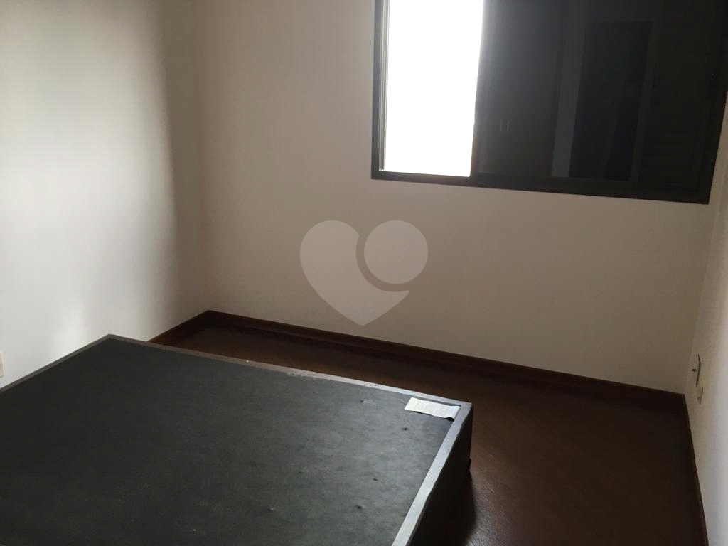 APARTAMENTO GRANDE E EXCELENTE LOCALIZAÇÃO