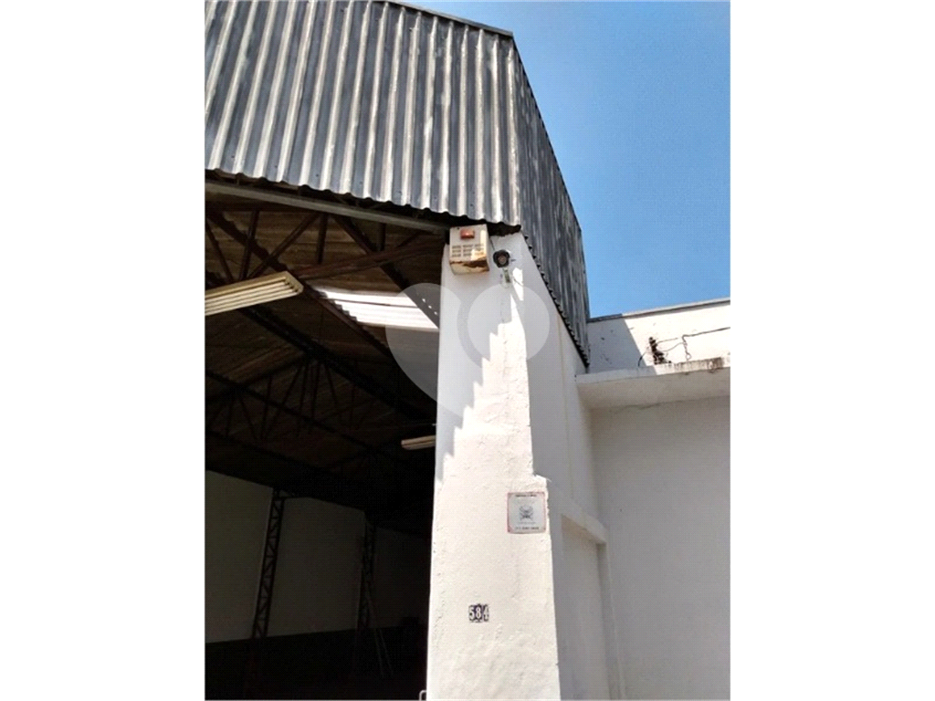 Galpão todo reformado com 445m² localizado na zona sul, entre Jardim da Saúde e Sacomã

