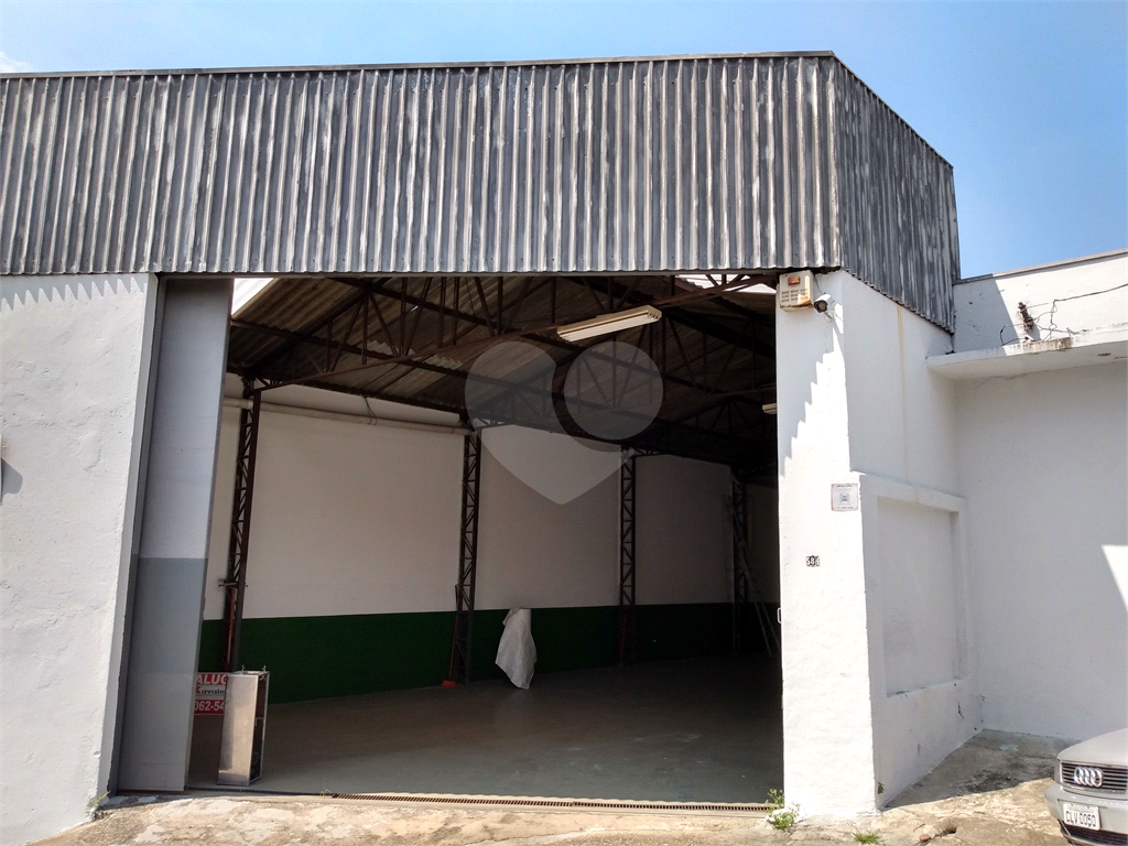 Galpão todo reformado com 445m² localizado na zona sul, entre Jardim da Saúde e Sacomã

