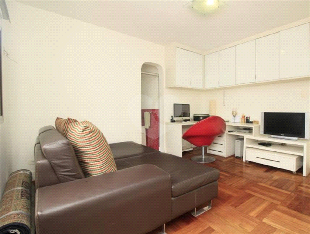 APARTAMENTO em VILA MARIANA