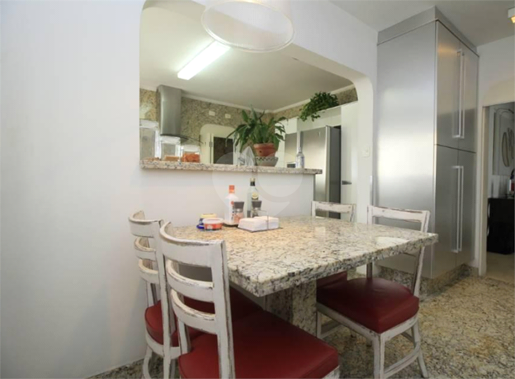 APARTAMENTO em VILA MARIANA