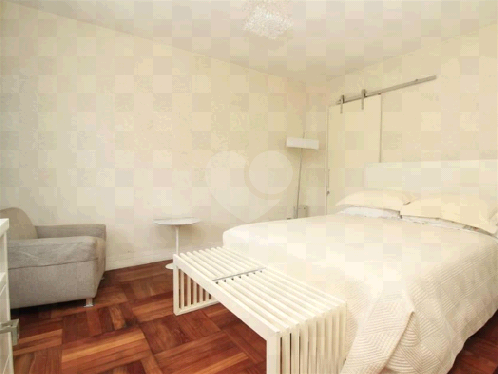 APARTAMENTO em VILA MARIANA
