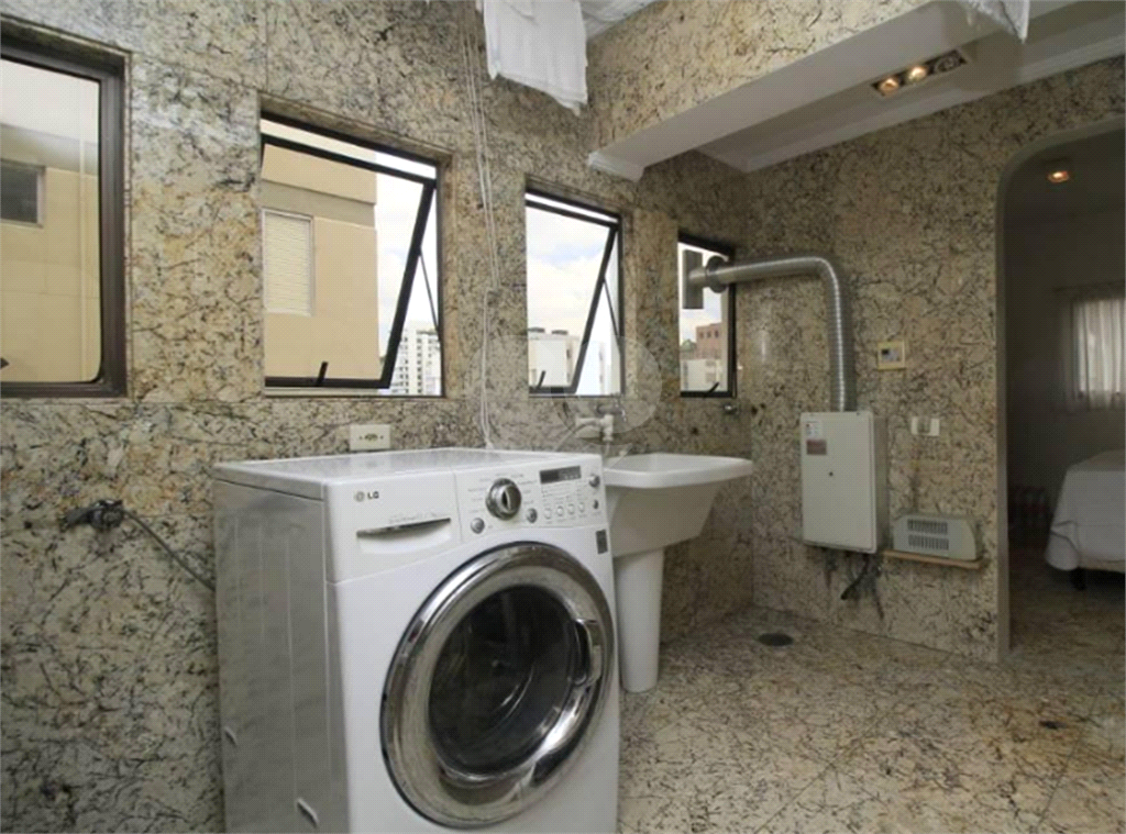 APARTAMENTO em VILA MARIANA