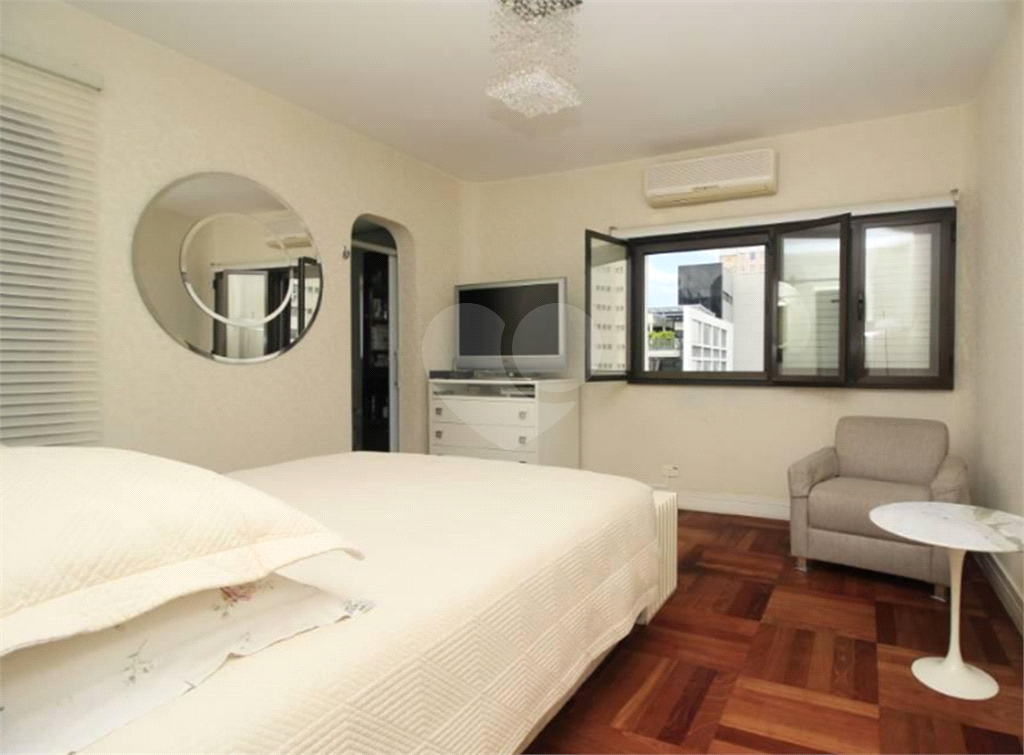 APARTAMENTO em VILA MARIANA