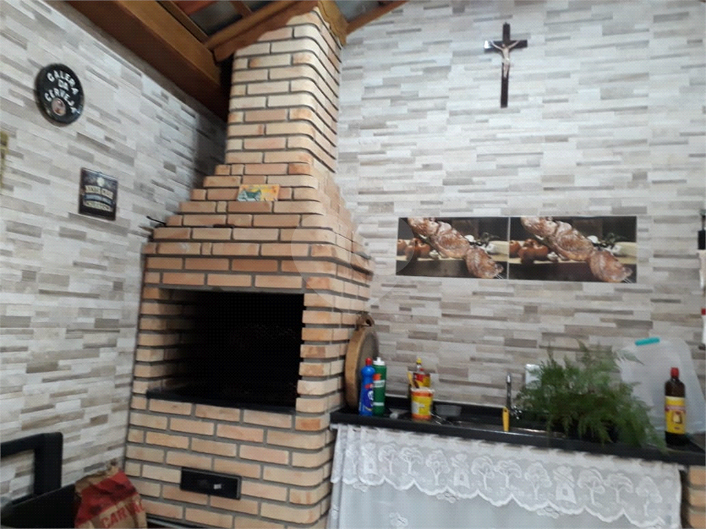 Sobrado  todo  reformado