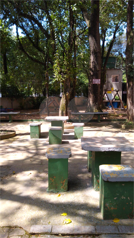 APARTAMENTO em JAÇANÃ